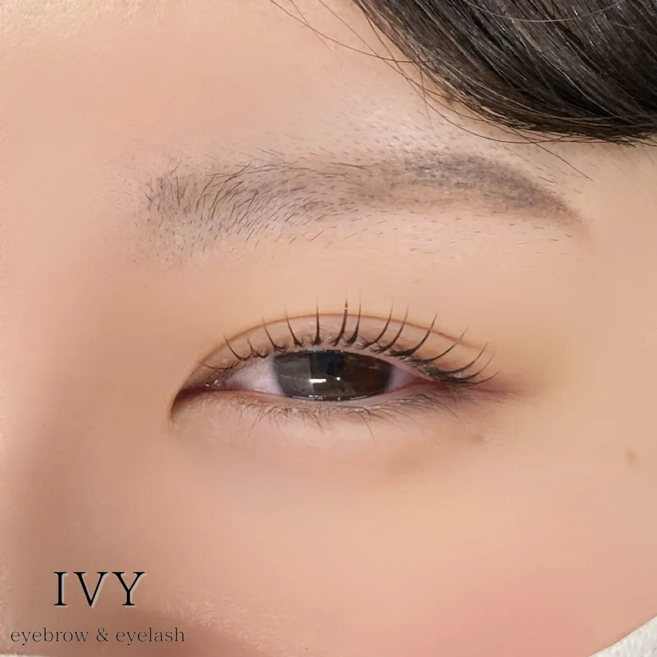こんにちは、まつげサロンIVYです!