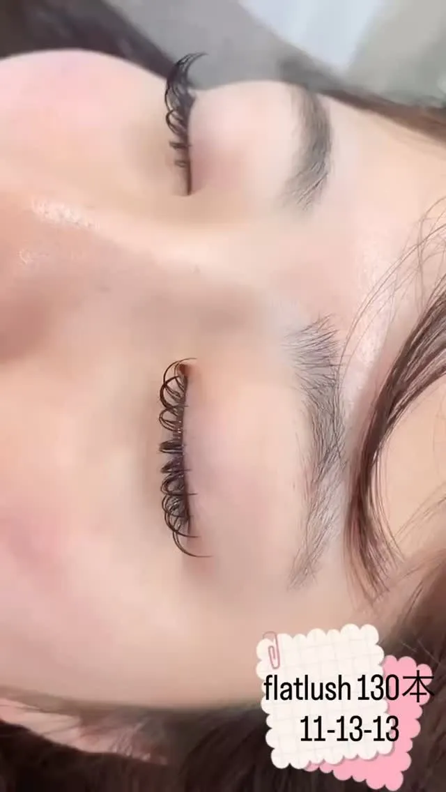 🌟フラットラッシュで目力UP！130本のボリュームで、あなた...